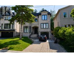 45 STUART CRESCENT, Toronto, Ontario