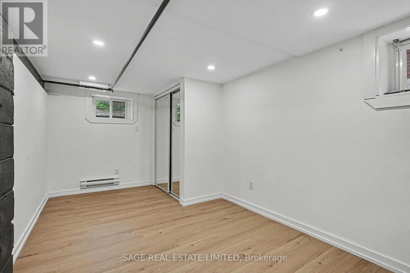 5 - 10 Fir Avenue, Toronto, Ontario  M4E 1B5 - Photo 14 - E13441648