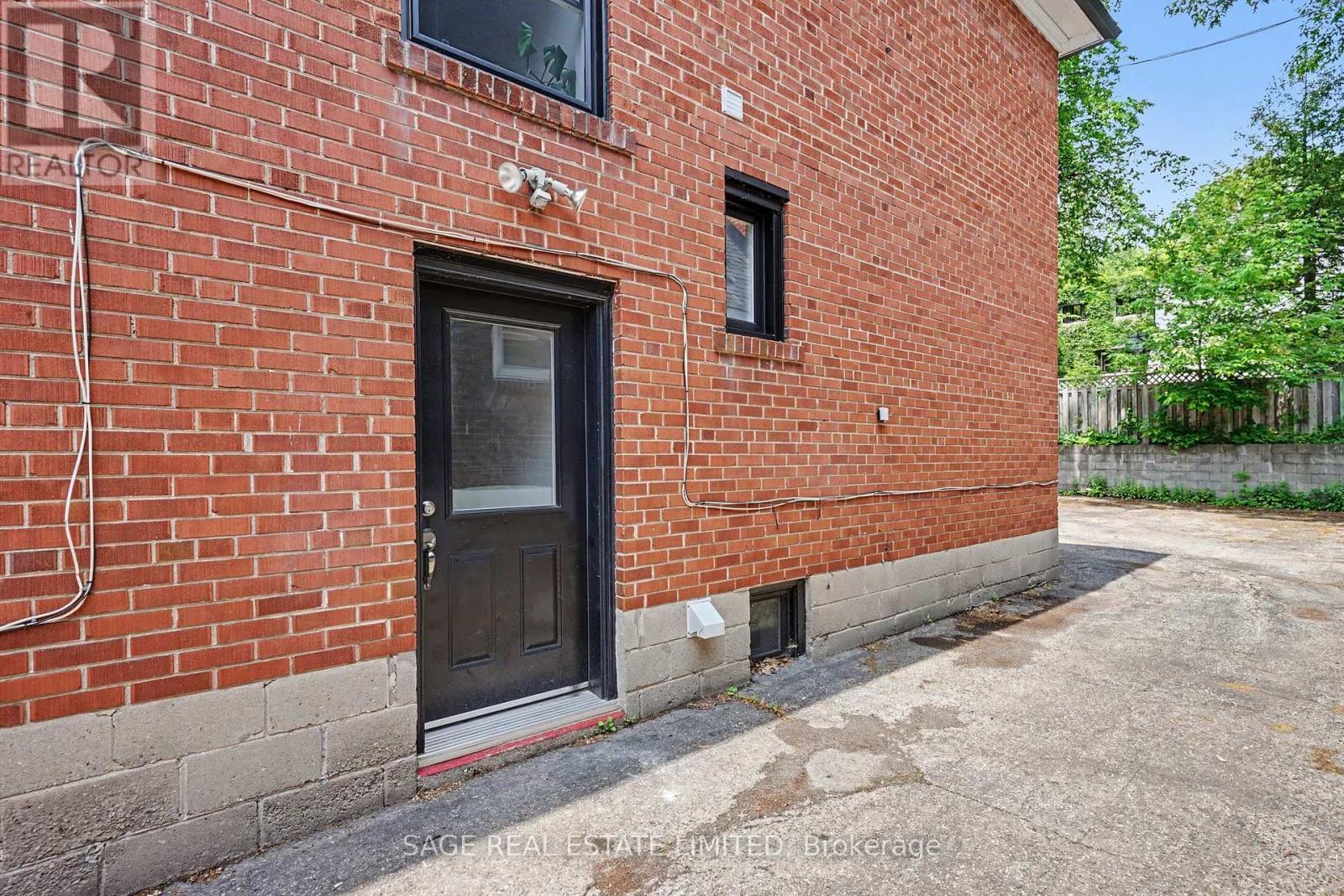 5 - 10 Fir Avenue, Toronto, Ontario  M4E 1B5 - Photo 21 - E13441648