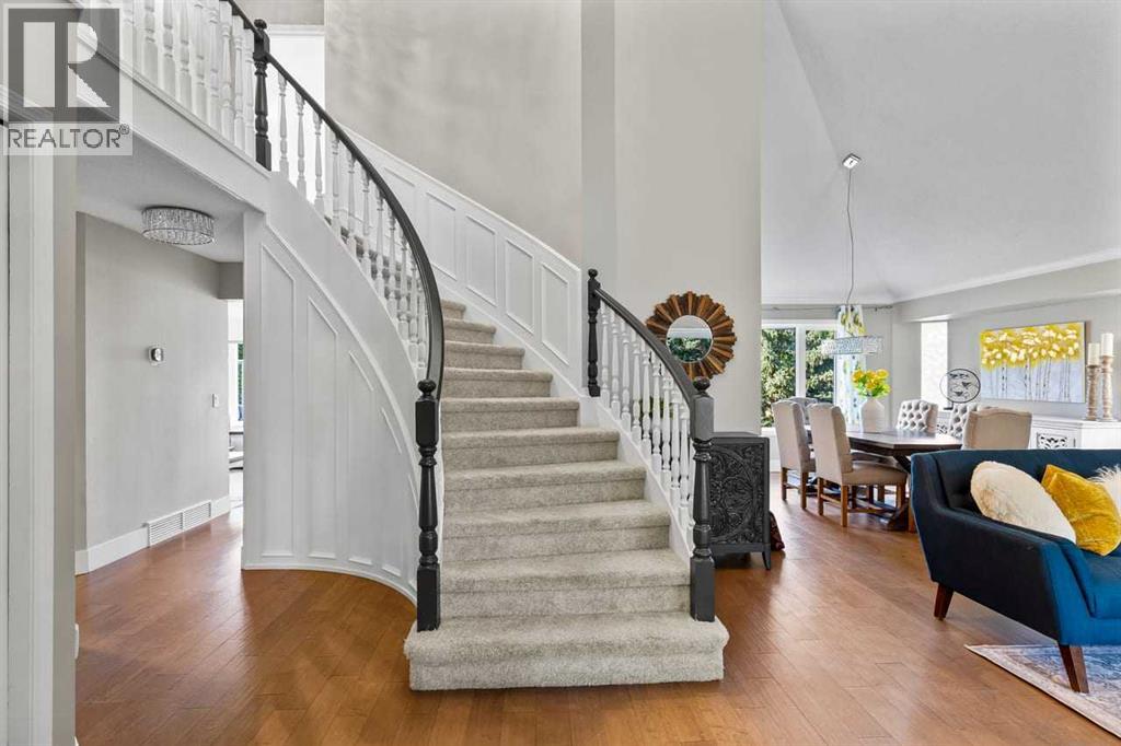 68 Christie Knoll Heights Sw, Calgary, Alberta  T3H 2V2 - Photo 3 - A2318397