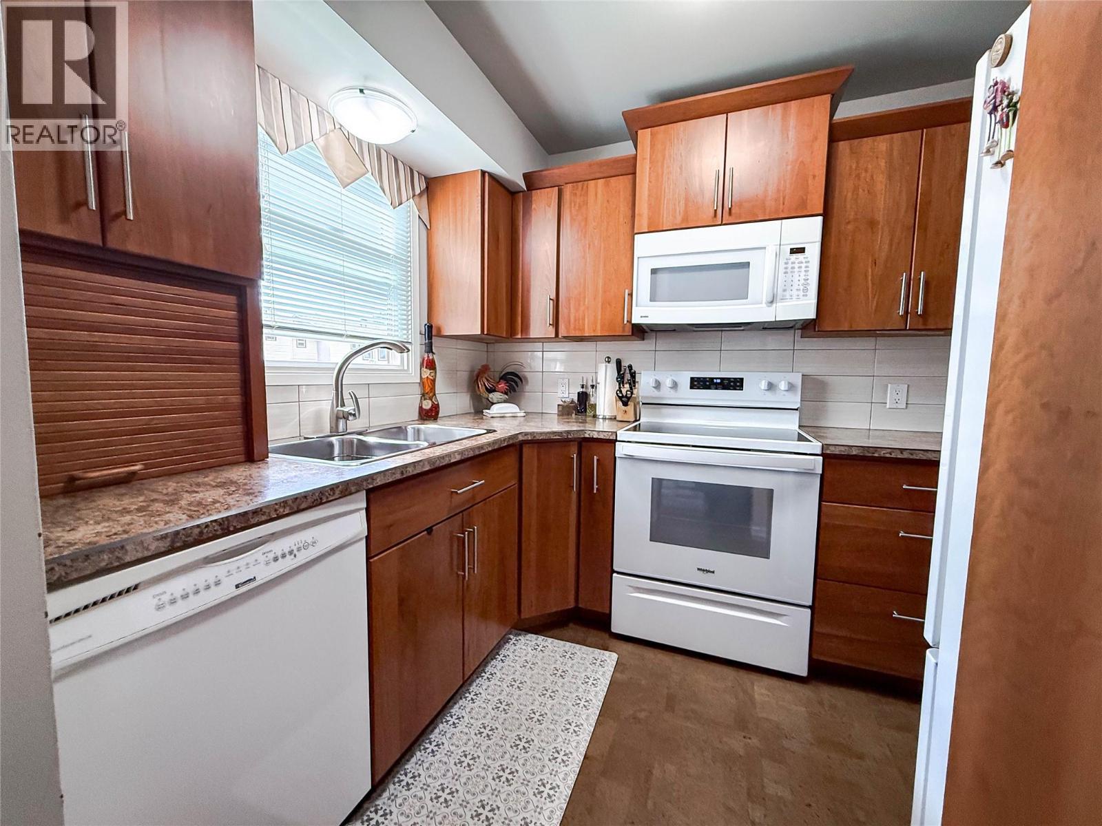 1213 Primrose Street, Trail, British Columbia V1R 4M8 - Photo 15 - 10391259