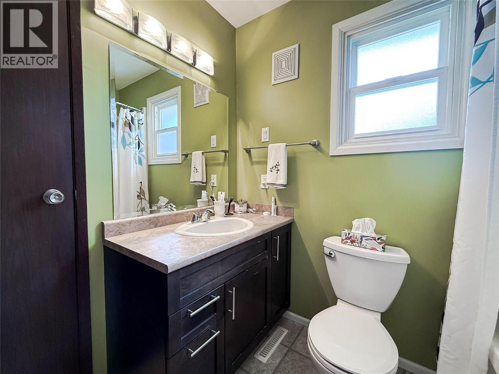 1213 Primrose Street, Trail, British Columbia V1R 4M8 - Photo 23 - 10391259