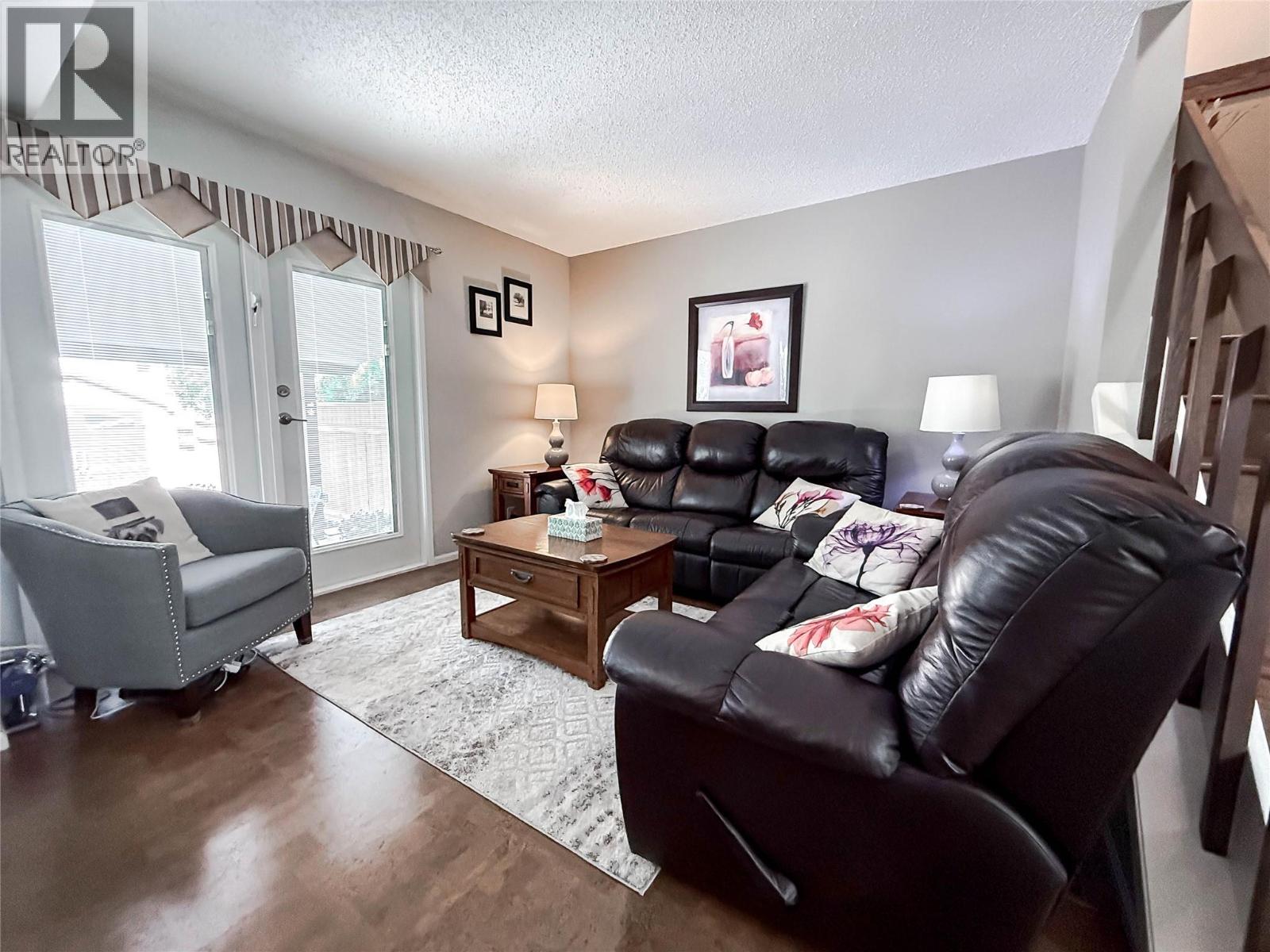 1213 Primrose Street, Trail, British Columbia V1R 4M8 - Photo 9 - 10391259