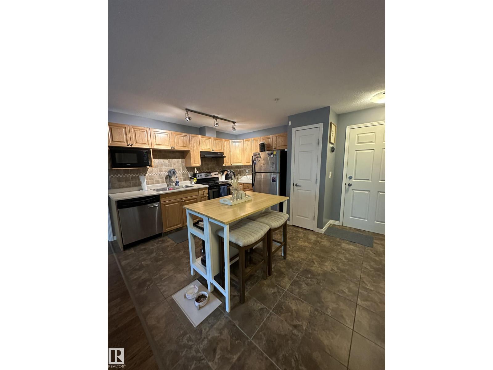 #116 5005 165 Av NW, Edmonton, Alberta  T5Y 0L8 - Photo 3 - E4493633