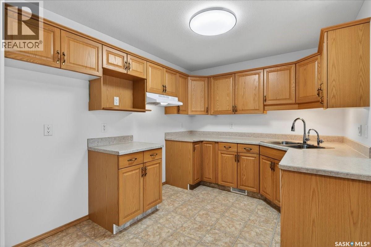 106 6 Lorne Place, Regina, Saskatchewan S4R 8B3 - Photo 7 - SK039323