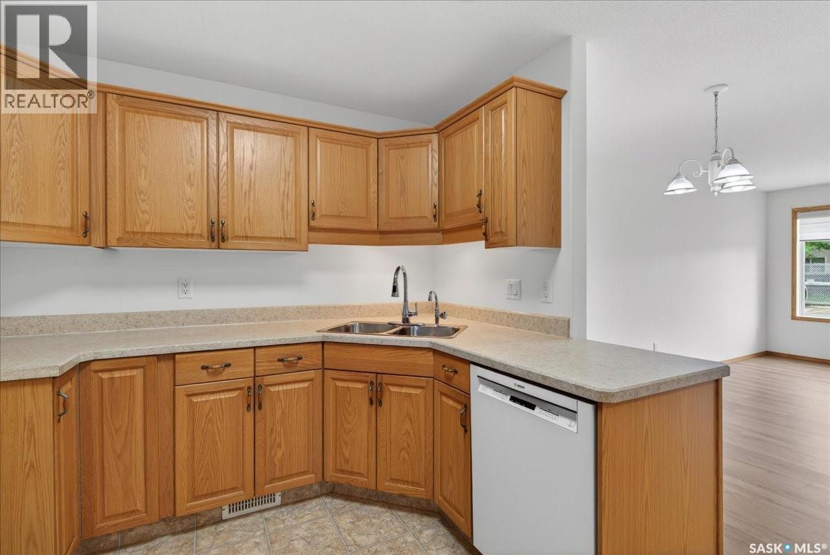 106 6 Lorne Place, Regina, Saskatchewan S4R 8B3 - Photo 8 - SK039323