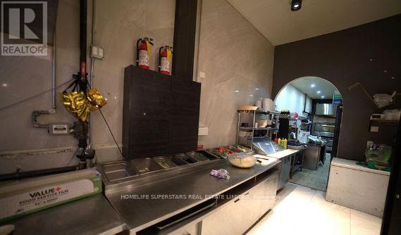 6 - 2273 Dundas Street W, Mississauga, Ontario  L5K 2L8 - Photo 6 - W13441666