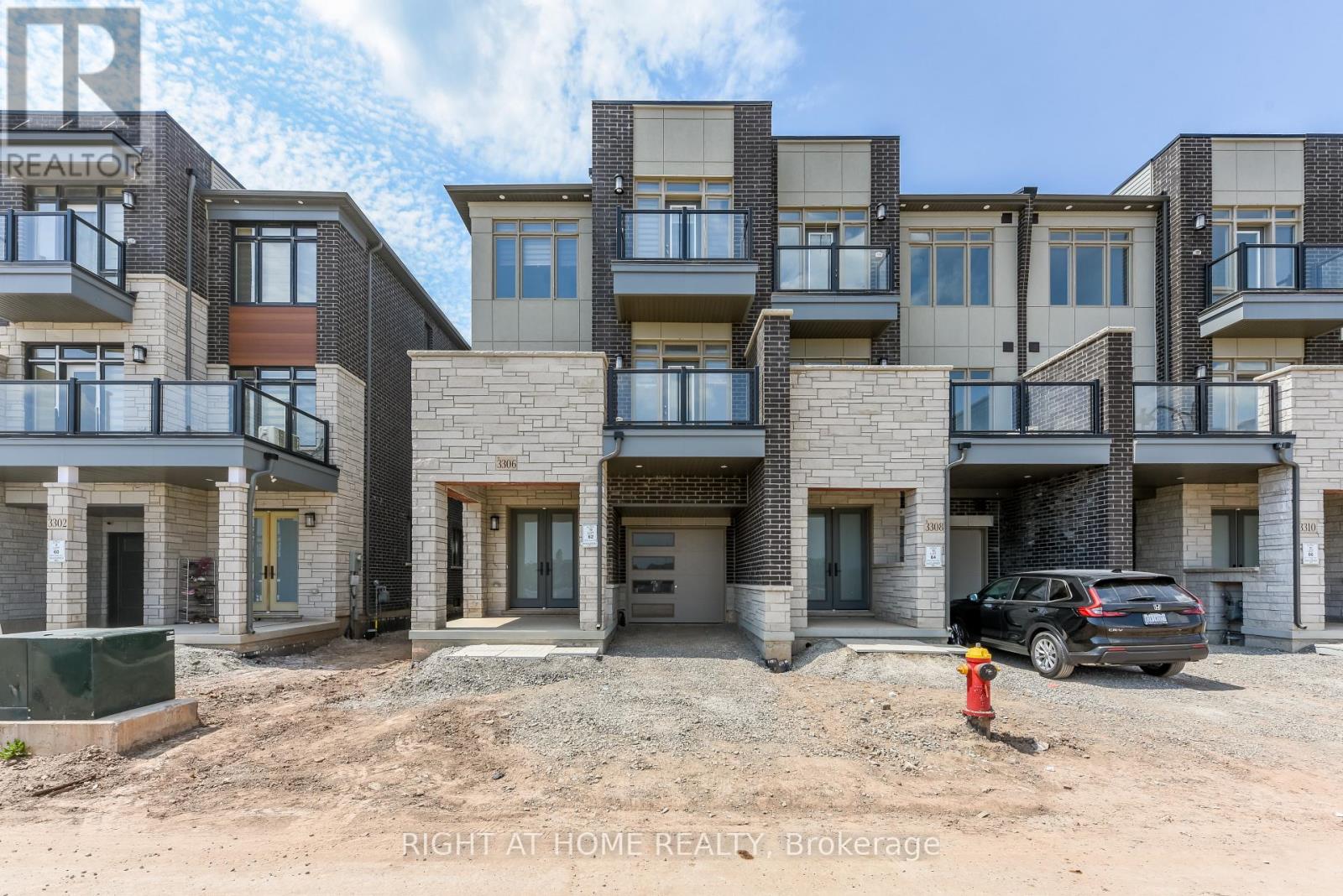 3306 UMAR AVENUE, Oakville, Ontario