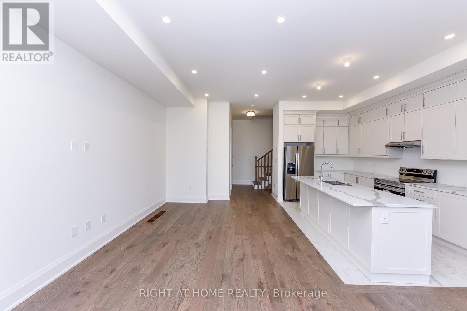 3306 Umar Avenue, Oakville, Ontario  L6M 5S2 - Photo 25 - W13441694