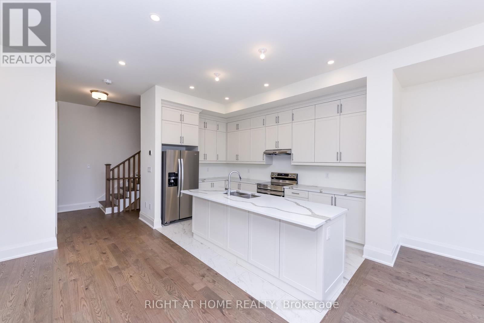 3306 Umar Avenue, Oakville, Ontario  L6M 5S2 - Photo 29 - W13441694