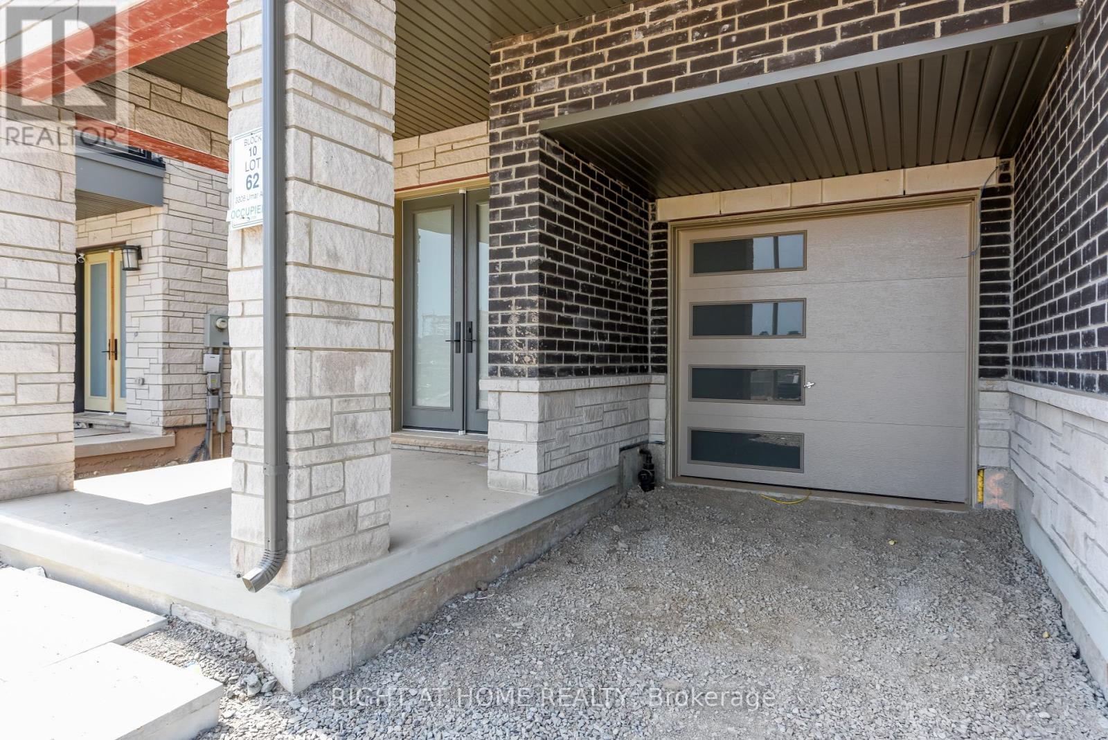3306 Umar Avenue, Oakville, Ontario  L6M 5S2 - Photo 3 - W13441694