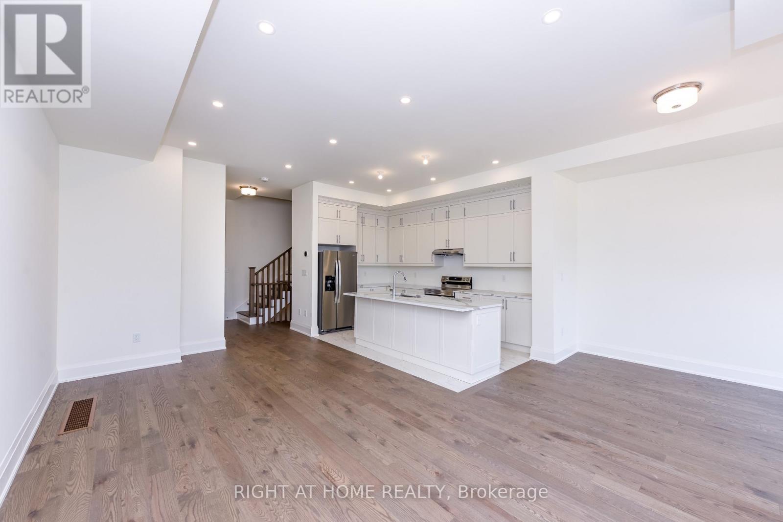 3306 Umar Avenue, Oakville, Ontario  L6M 5S2 - Photo 32 - W13441694