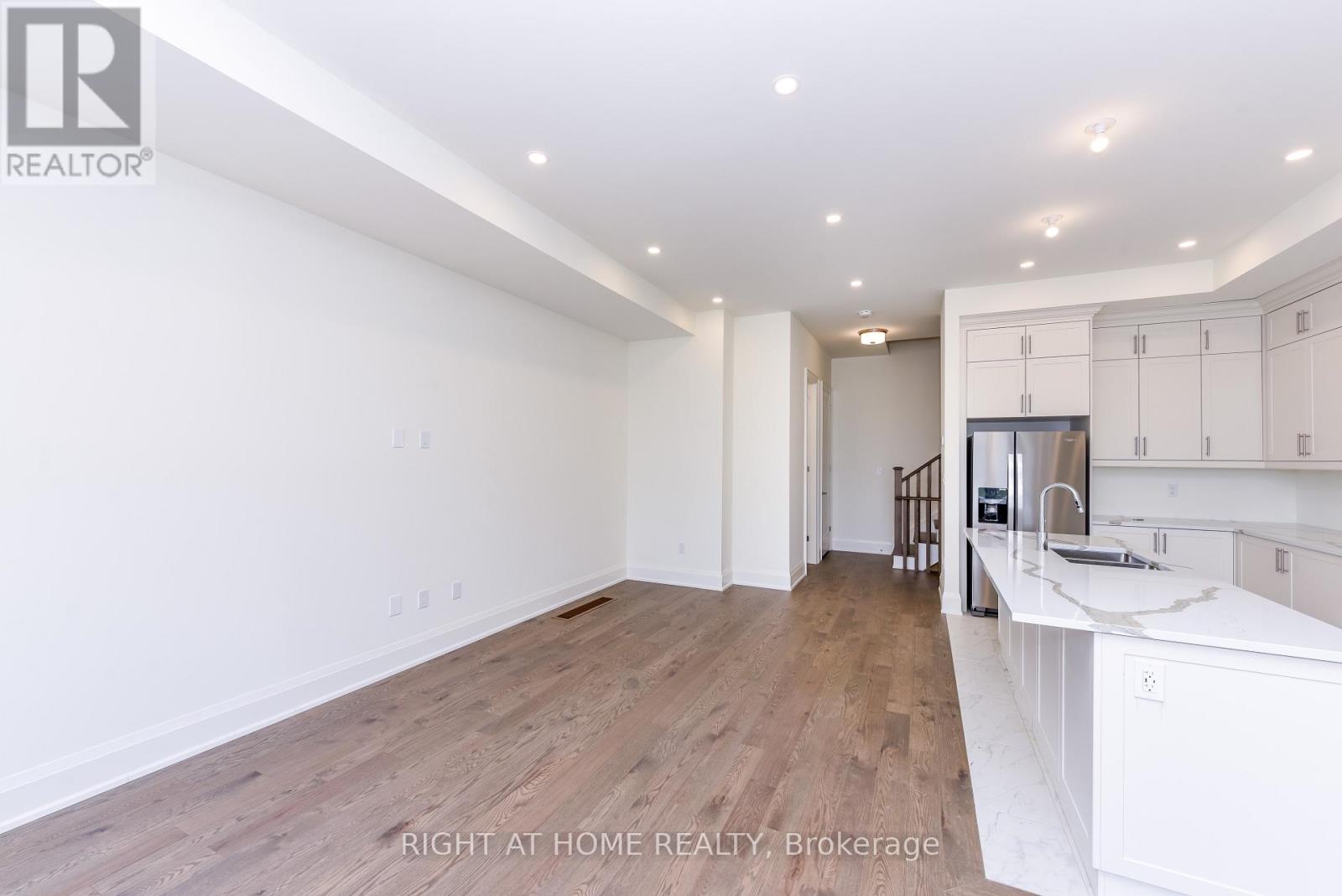 3306 Umar Avenue, Oakville, Ontario  L6M 5S2 - Photo 33 - W13441694