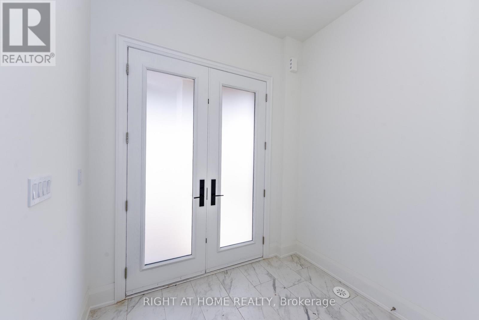 3306 Umar Avenue, Oakville, Ontario  L6M 5S2 - Photo 43 - W13441694