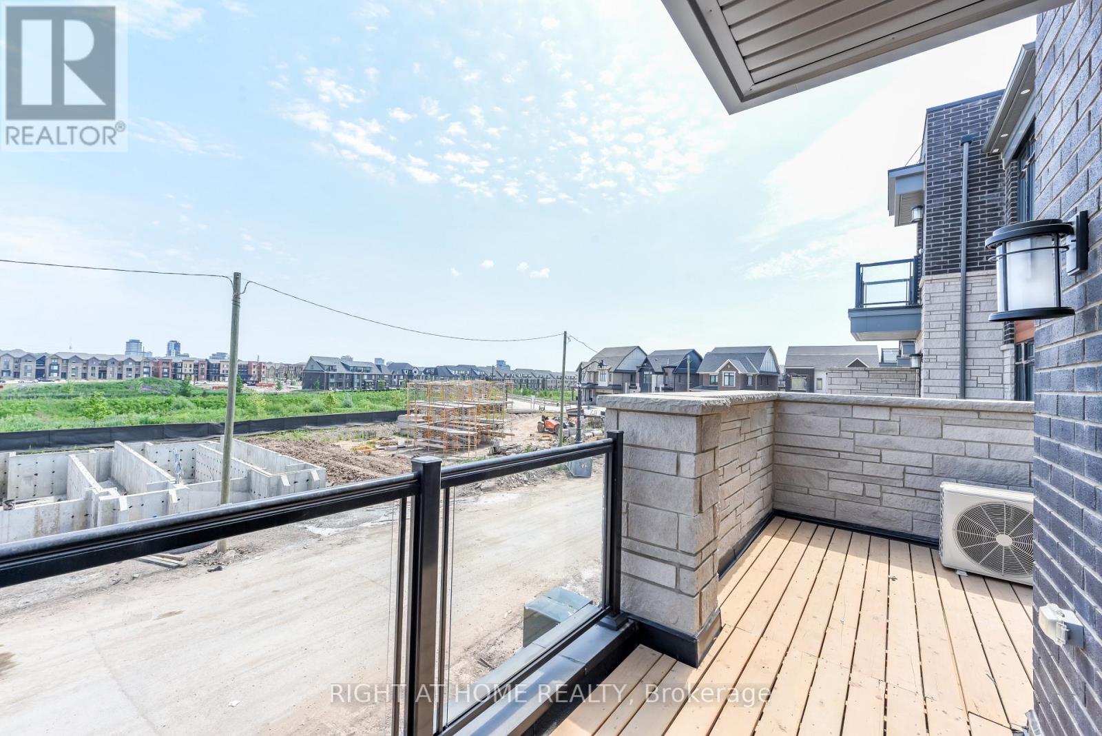 3306 Umar Avenue, Oakville, Ontario  L6M 5S2 - Photo 8 - W13441694