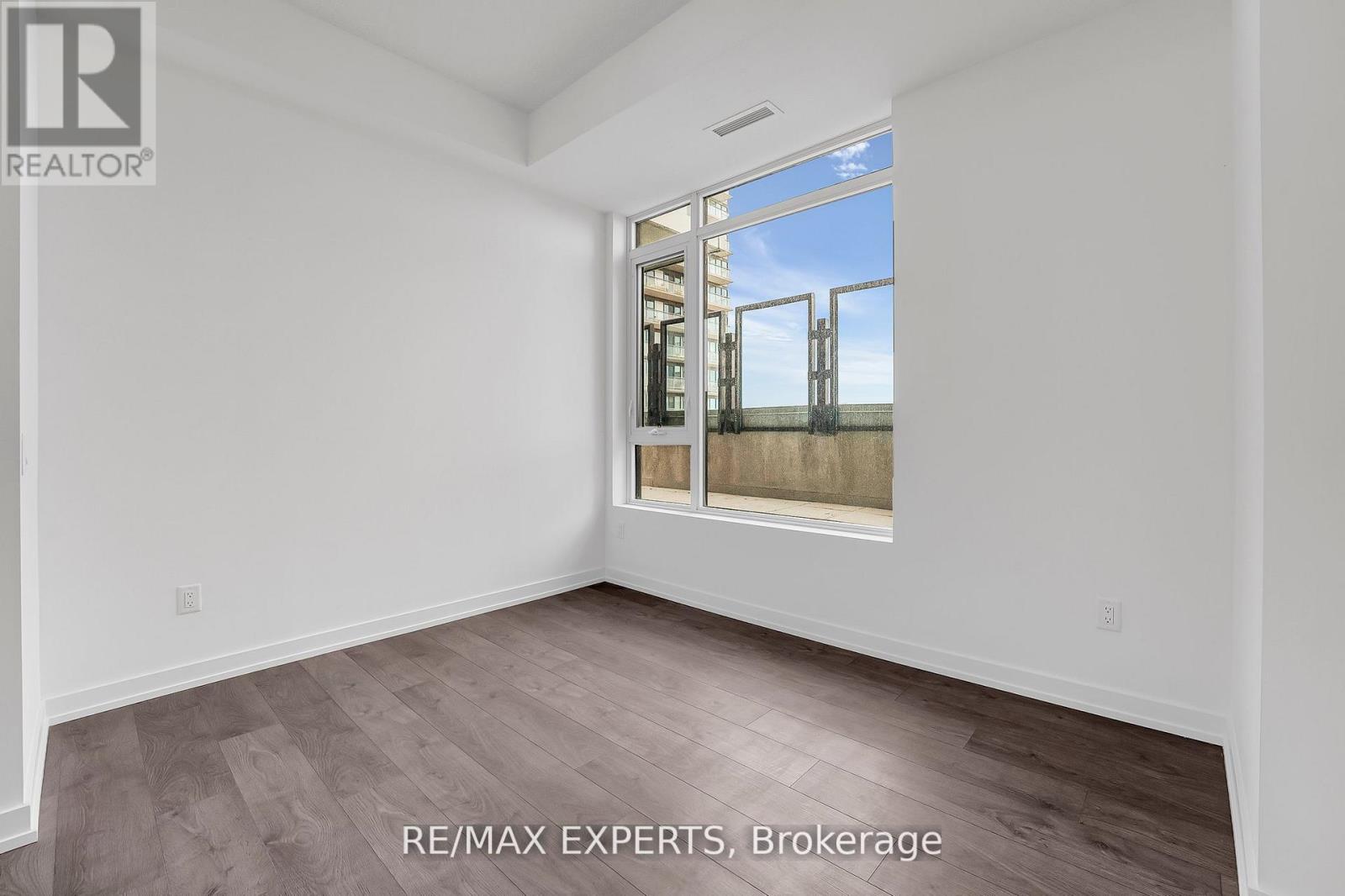 502 - 55 Duke Street, Kitchener, Ontario  N2H 0C9 - Photo 19 - X13441672