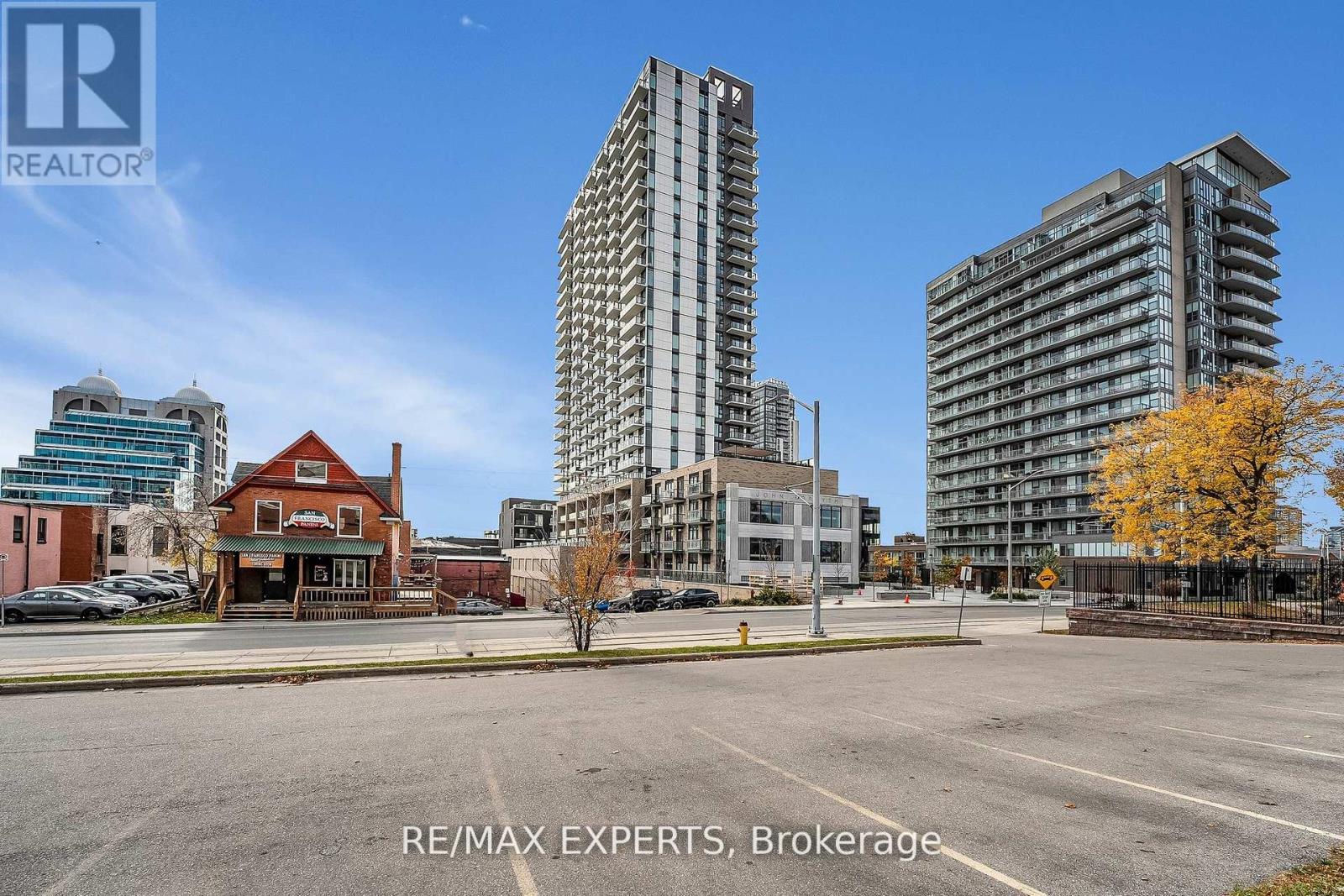 502 - 55 Duke Street, Kitchener, Ontario  N2H 0C9 - Photo 2 - X13441672