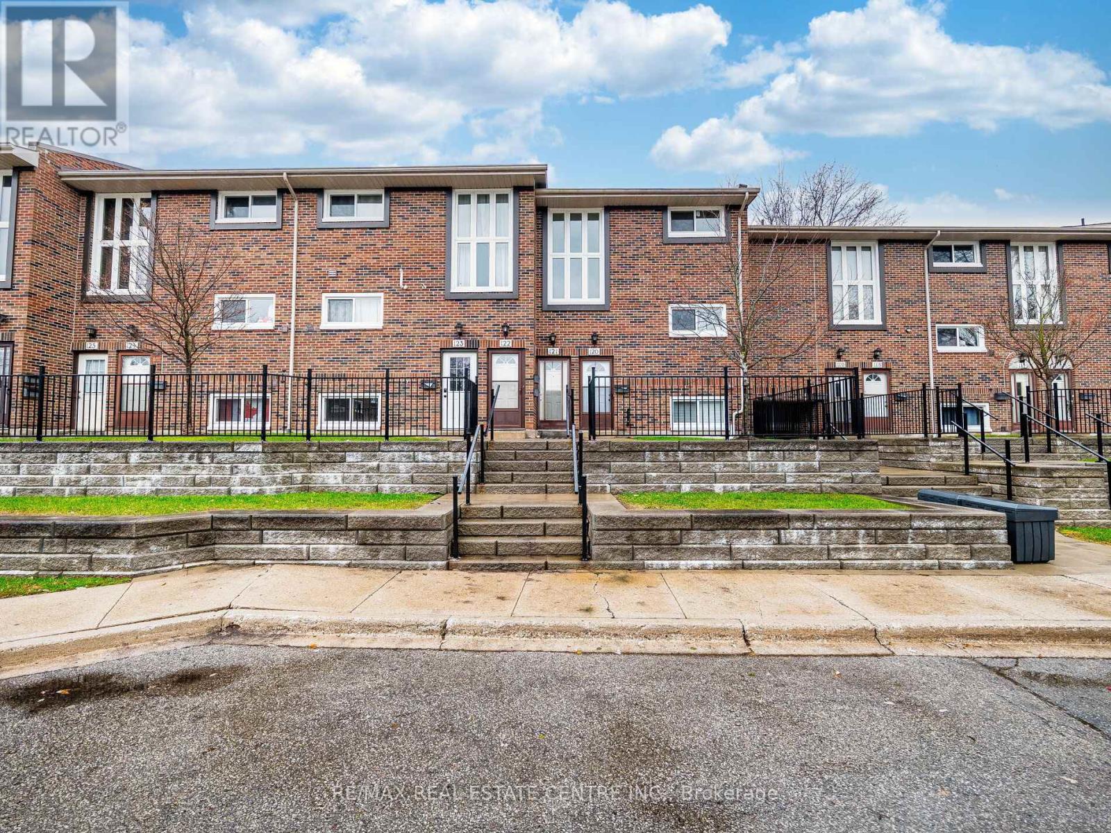 121 - 49 RHONDA ROAD, Guelph, Ontario