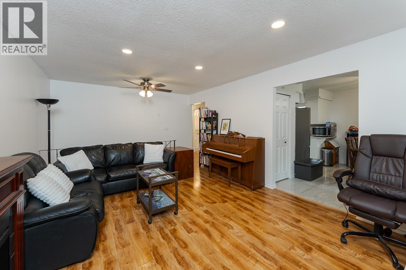 2613 Oak Street, Prince George, British Columbia  V2L 2A5 - Photo 12 - R3135410