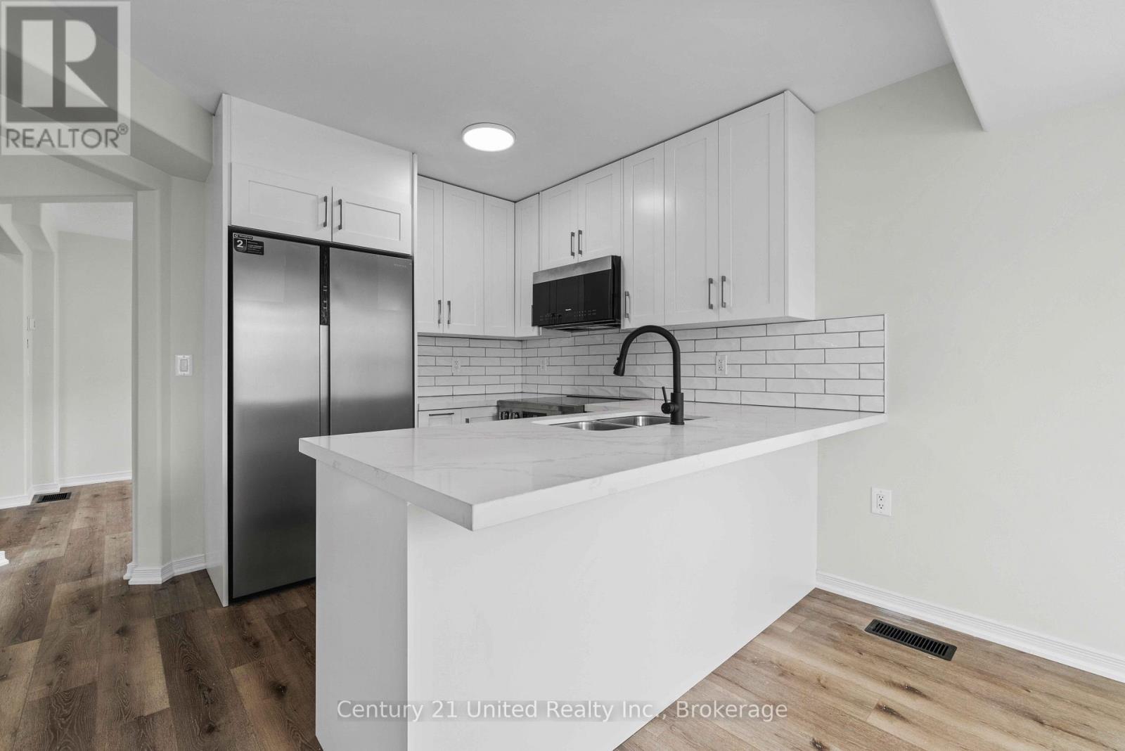 525 Clancy Crescent, Peterborough, Ontario  K9K 2S1 - Photo 2 - X13441762