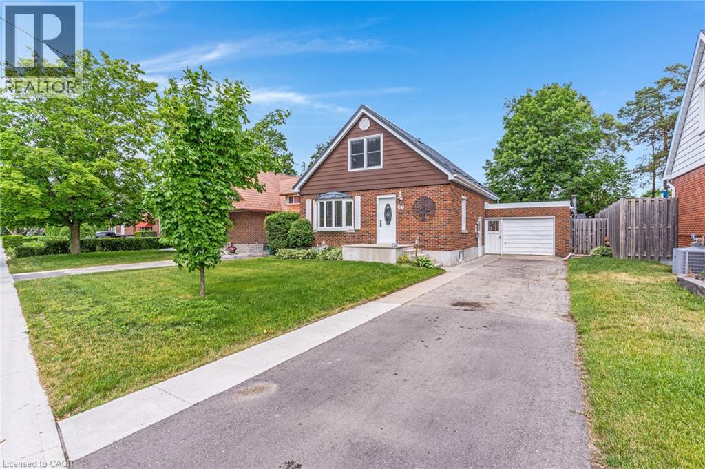 66 Sherwood Avenue, Kitchener, Ontario  N2B 1J9 - Photo 3 - 40838489