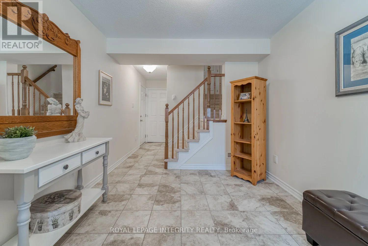 138 Grenadine Street, Ottawa, Ontario K2S 0P1 - Photo 3 - X13441716