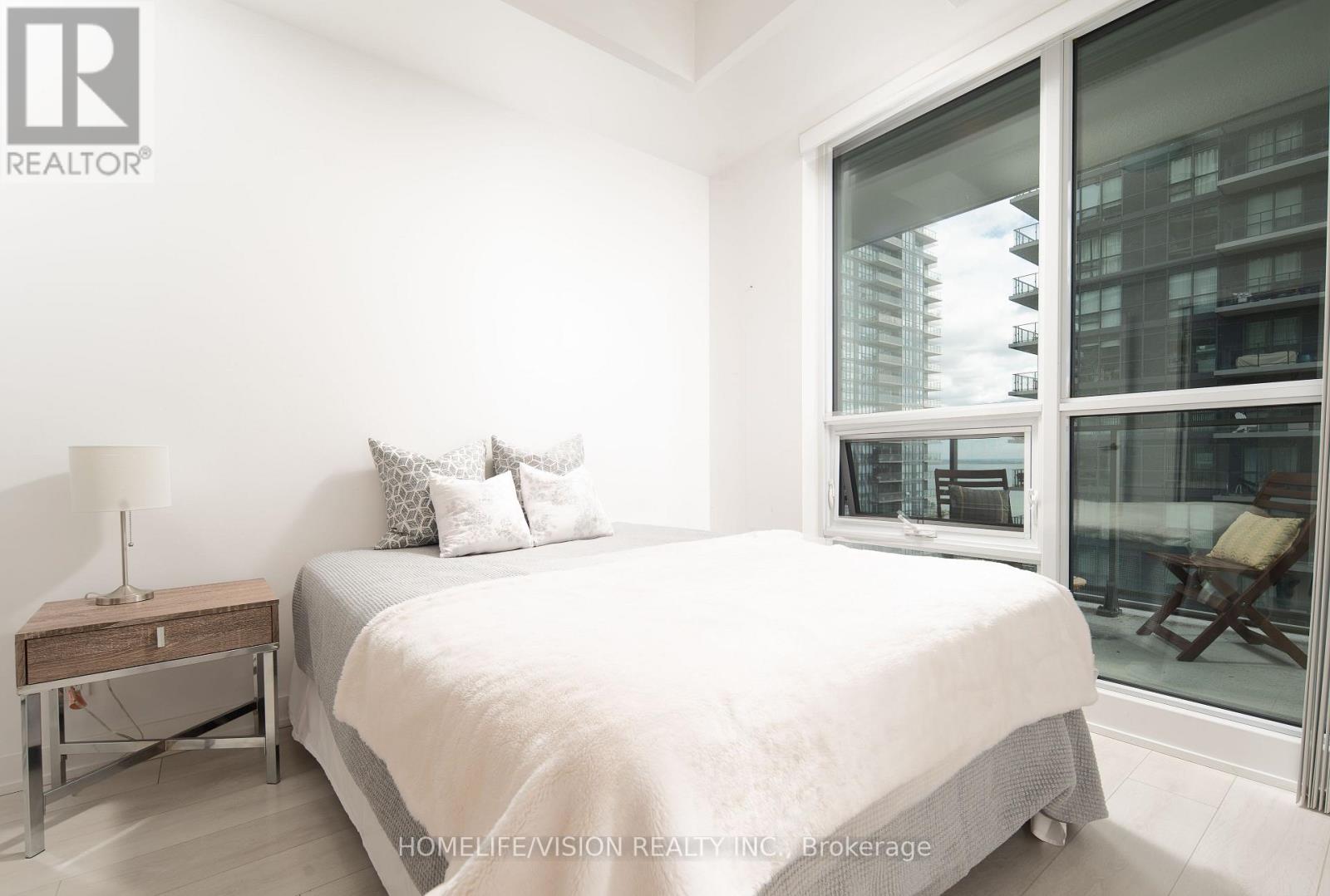 3208 - 2220 Lake Shore Boulevard W, Toronto, Ontario  M8V 1A4 - Photo 13 - W13431682