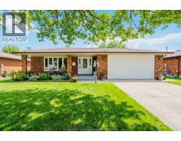 386 WOODRIDGE, Tecumseh, Ontario