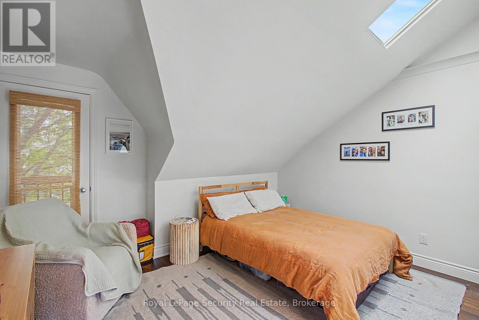 410 Manning Avenue, Toronto, Ontario  M6G 2V7 - Photo 11 - C13441718