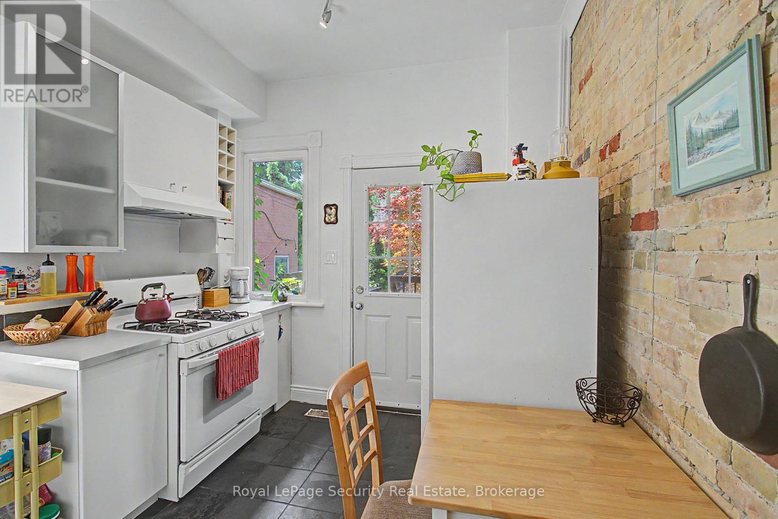410 Manning Avenue, Toronto, Ontario  M6G 2V7 - Photo 29 - C13441718
