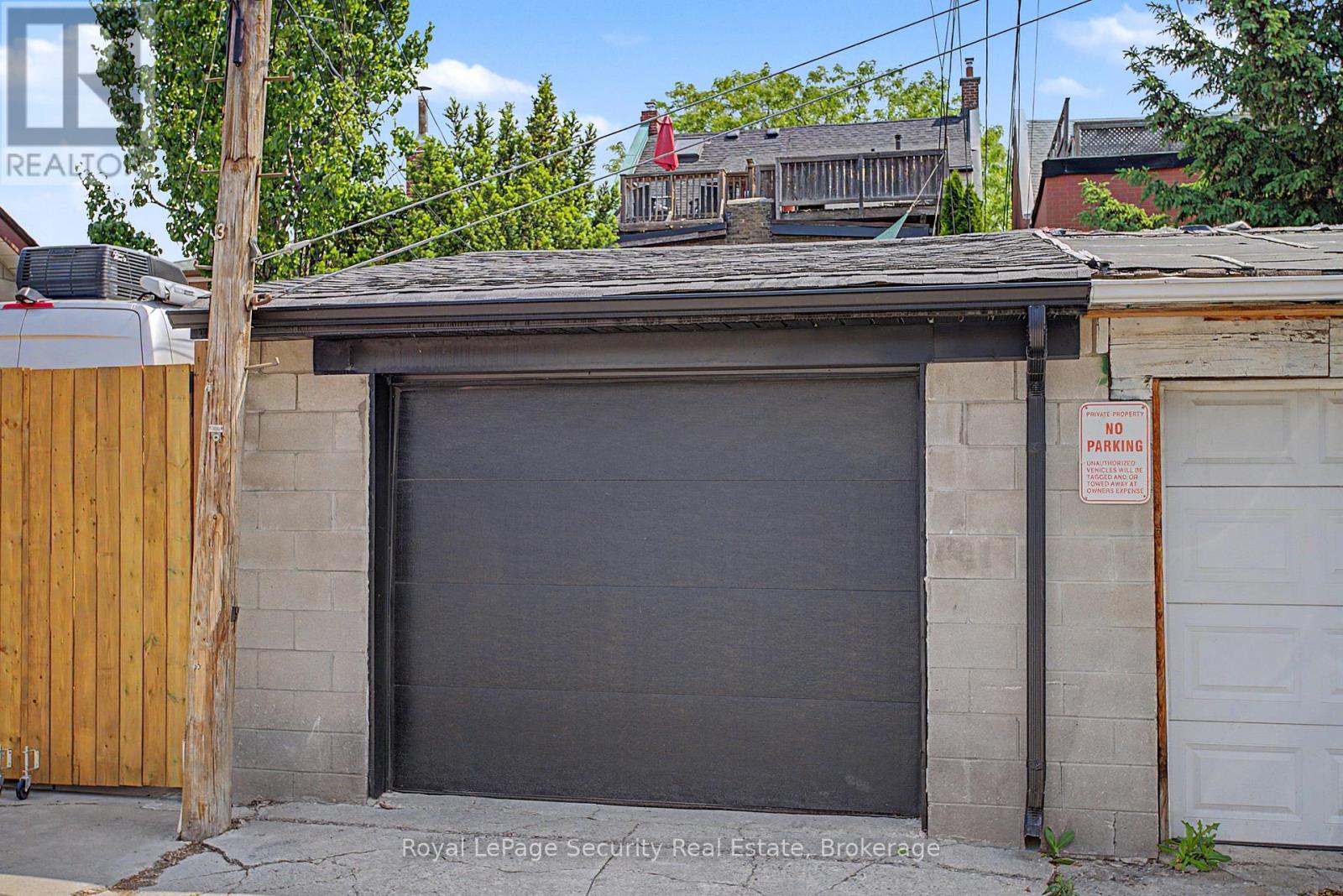 410 Manning Avenue, Toronto, Ontario  M6G 2V7 - Photo 44 - C13441718