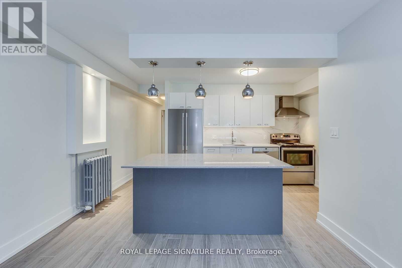 2 - 1089 BROADVIEW AVENUE, Toronto, Ontario