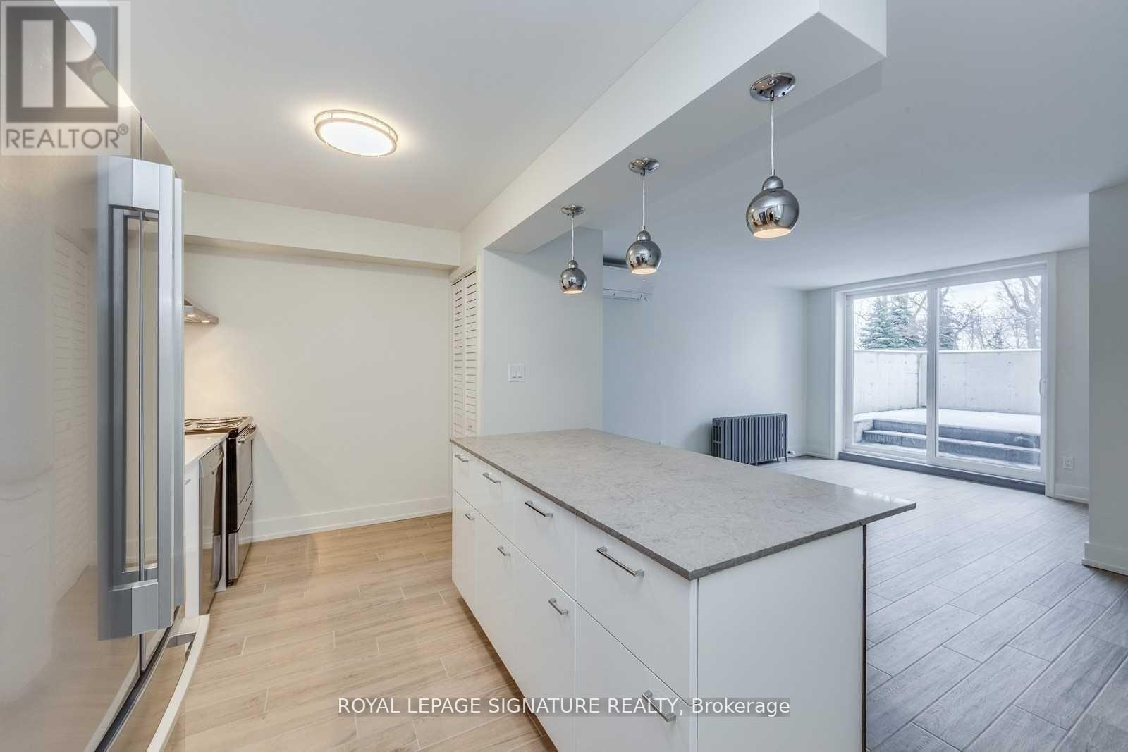 2 - 1089 Broadview Avenue, Toronto, Ontario  M4K 2S4 - Photo 3 - E13441760
