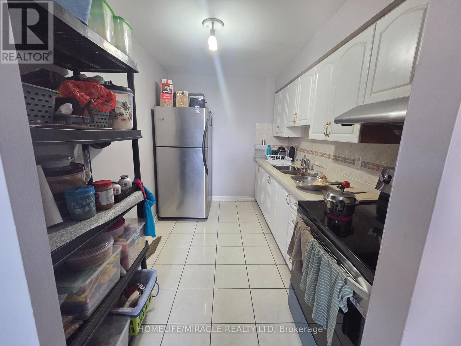 916 - 100 Dundalk Drive, Toronto, Ontario  M1P 4V2 - Photo 5 - E13411940