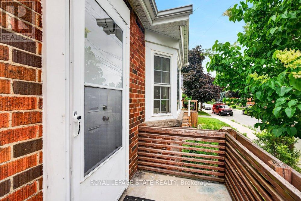 78 East 14th Street, Hamilton, Ontario  L9A 4B5 - Photo 4 - X13441530