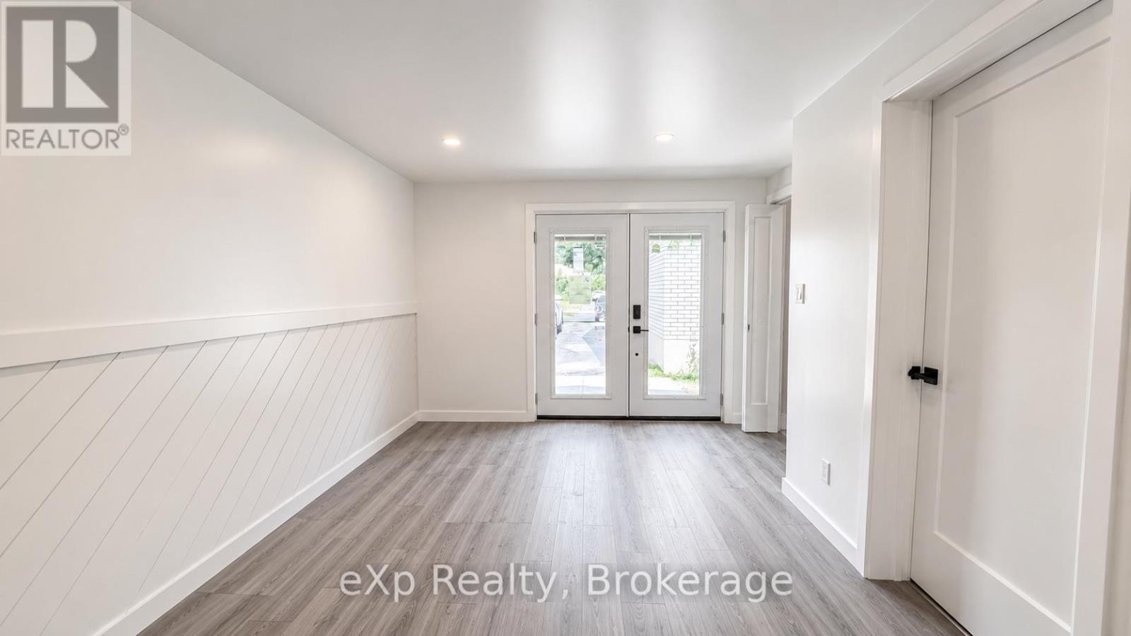 Rear - 265 College Street W, Belleville, Ontario  K8P 2H7 - Photo 2 - X13420130