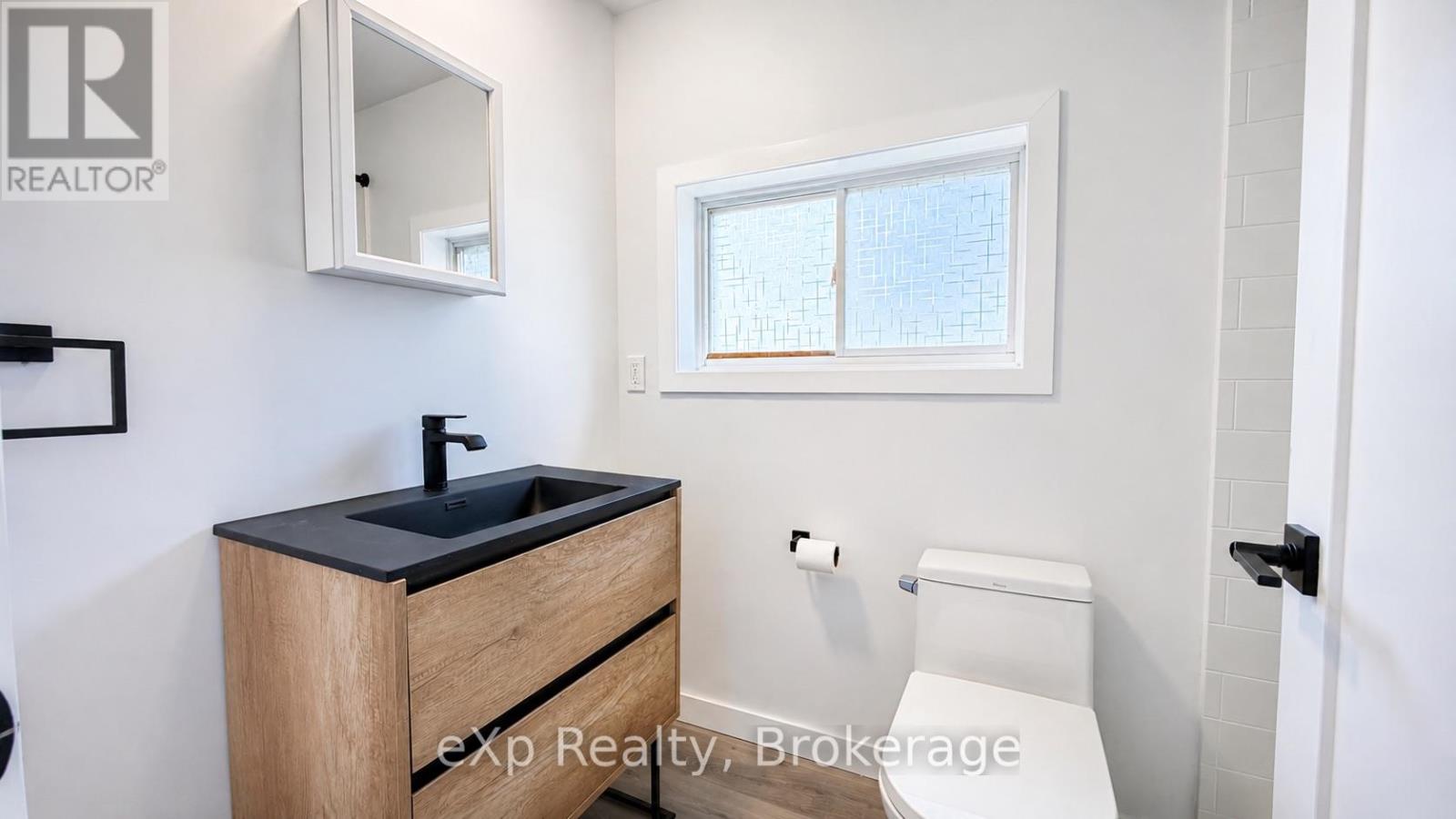 Rear - 265 College Street W, Belleville, Ontario  K8P 2H7 - Photo 10 - X13420130