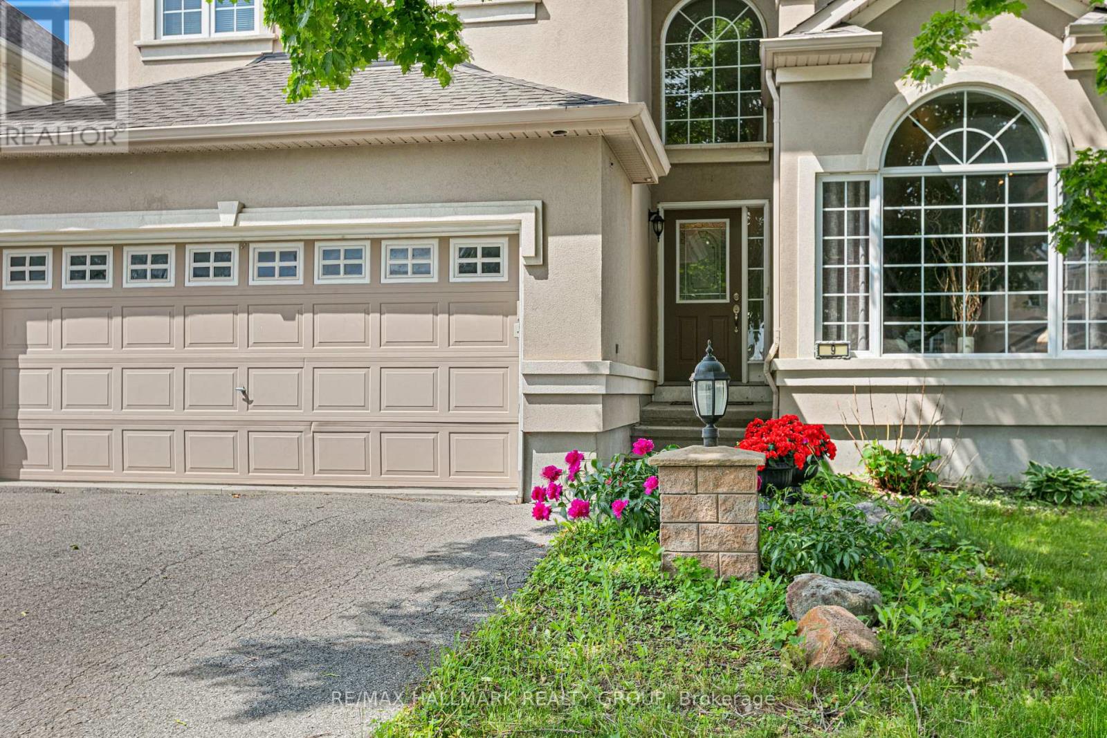 9 Blackshire Circle, Ottawa, Ontario  K2J 5L8 - Photo 3 - X13010446