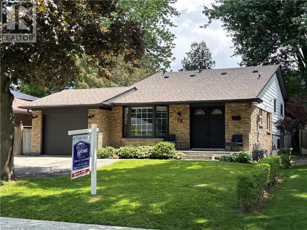 39 FORESTGATE Drive, Hamilton, Ontario