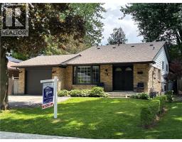 39 FORESTGATE Drive, Hamilton, Ontario