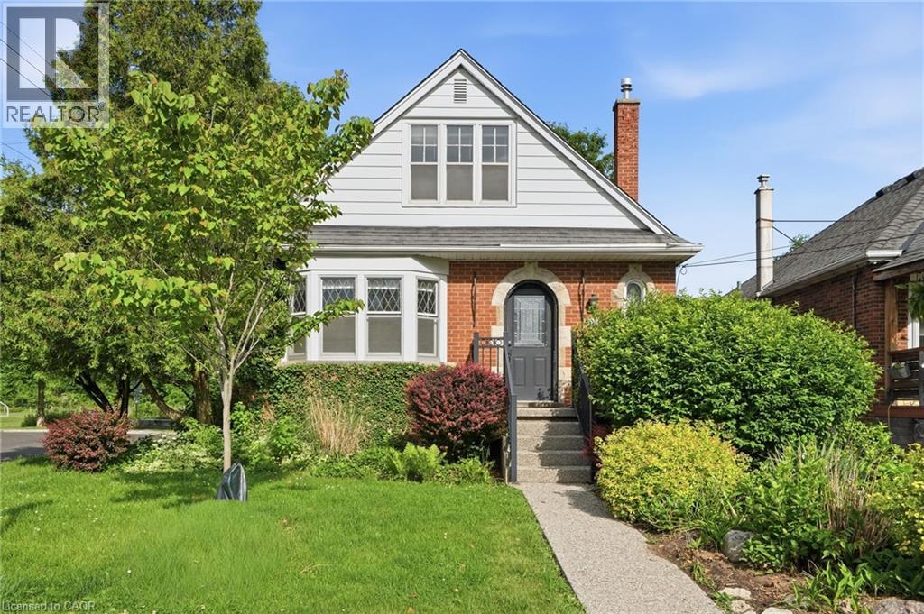 153 PARKVIEW Drive, Hamilton, Ontario