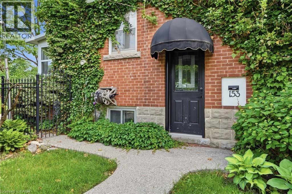 153 Parkview Drive, Hamilton, Ontario  L8S 3Y4 - Photo 5 - 40839578