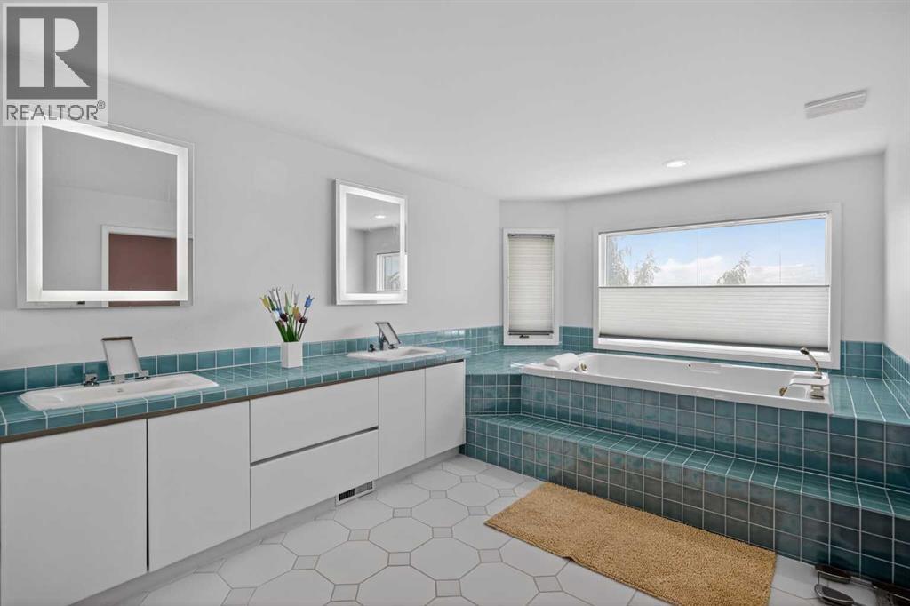 523 Scimitar Bay Nw, Calgary, Alberta  T3L 1S6 - Photo 31 - A2317968
