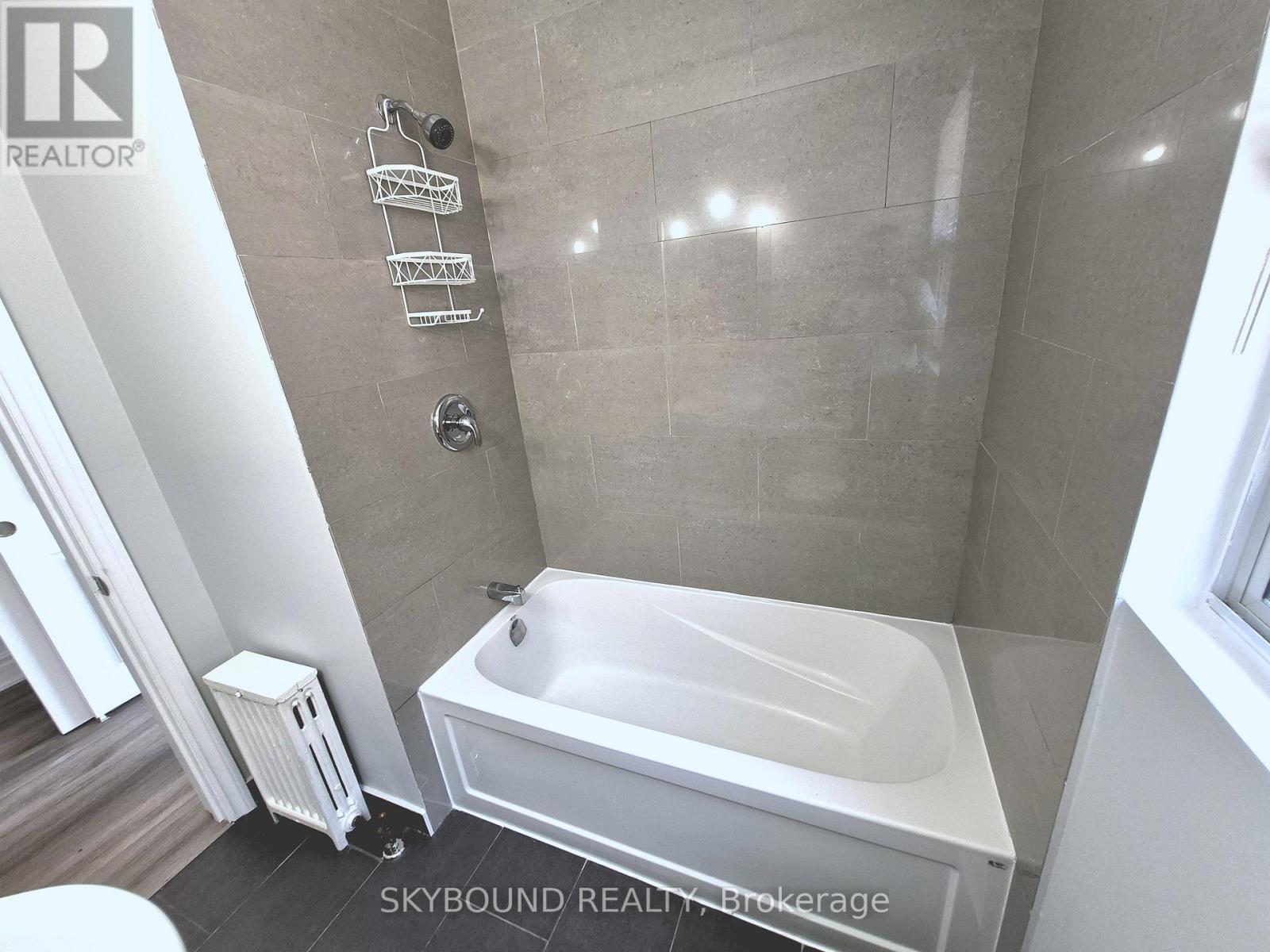 3 - 308 Lakeshore Road W, Mississauga, Ontario  L5H 1G8 - Photo 11 - W13441766