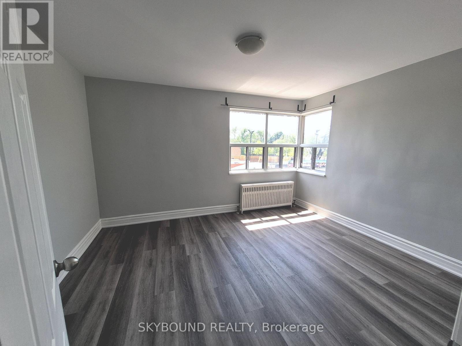 3 - 308 Lakeshore Road W, Mississauga, Ontario  L5H 1G8 - Photo 8 - W13441766