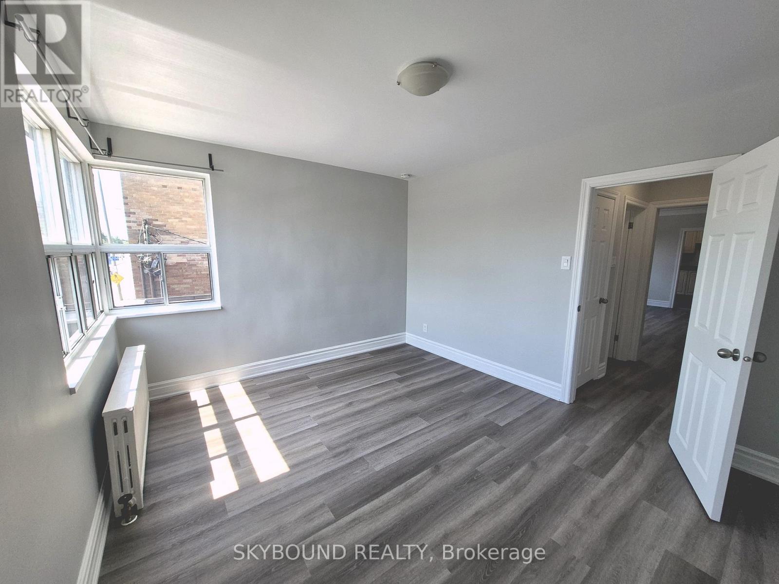 3 - 308 Lakeshore Road W, Mississauga, Ontario  L5H 1G8 - Photo 9 - W13441766