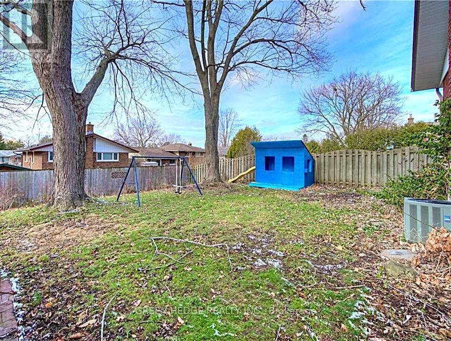 199 Dixie Crescent, Waterloo, Ontario  N2J 3K9 - Photo 14 - X13441774
