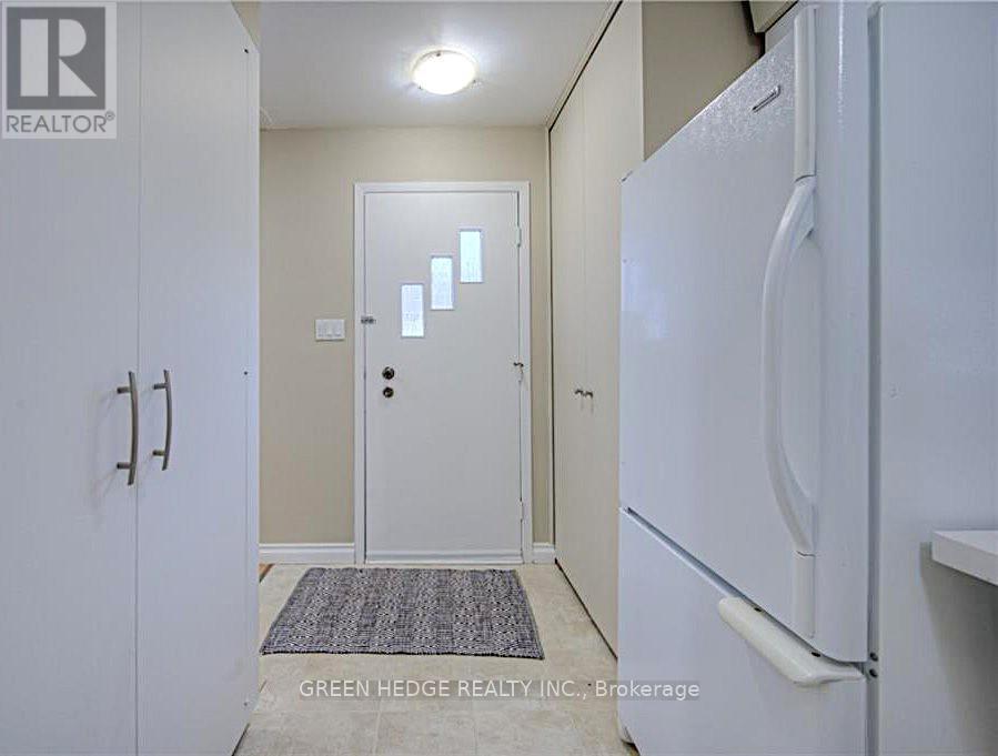 199 Dixie Crescent, Waterloo, Ontario  N2J 3K9 - Photo 3 - X13441774