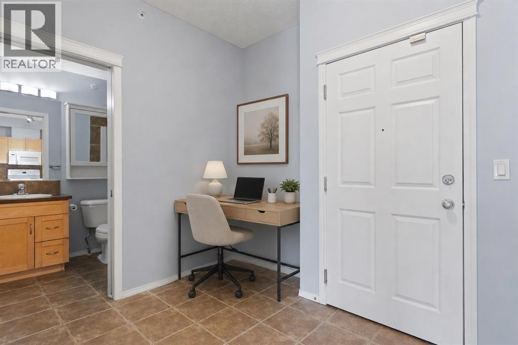 5310, 70 Panamount Drive NW, Calgary, Alberta  T3K 5Z1 - Photo 3 - A2320734