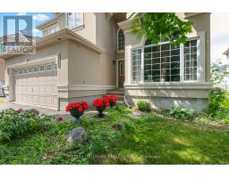 9 BLACKSHIRE CIRCLE, Ottawa, Ontario